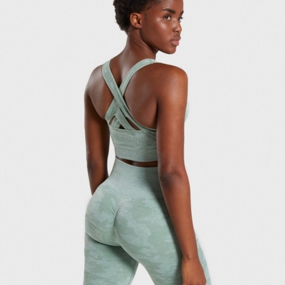GYMSHARK CAMO GREEN SPORTS OG SPORTS BRA - Picture 3 of 7